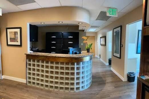Encino Boutique Dentistry Logo